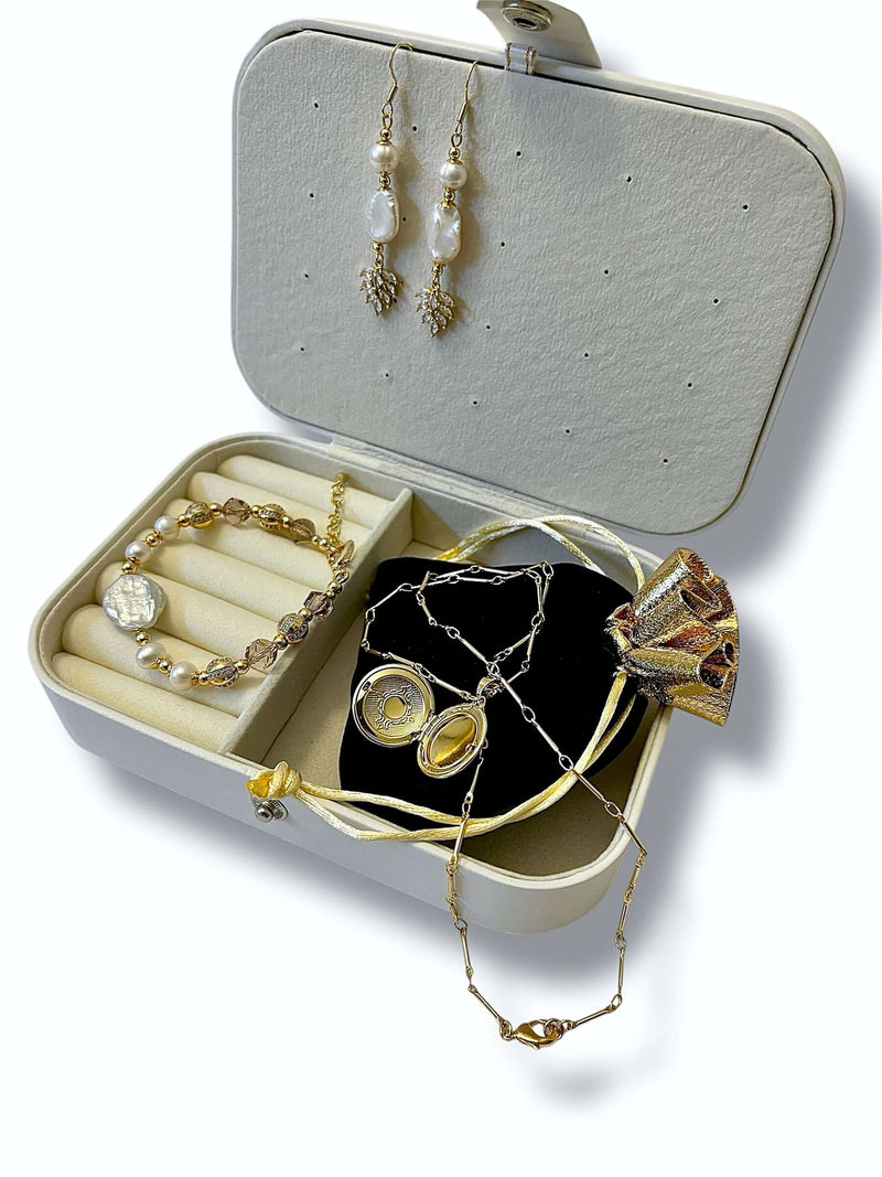 Locket Love Jewellery Gift Pack