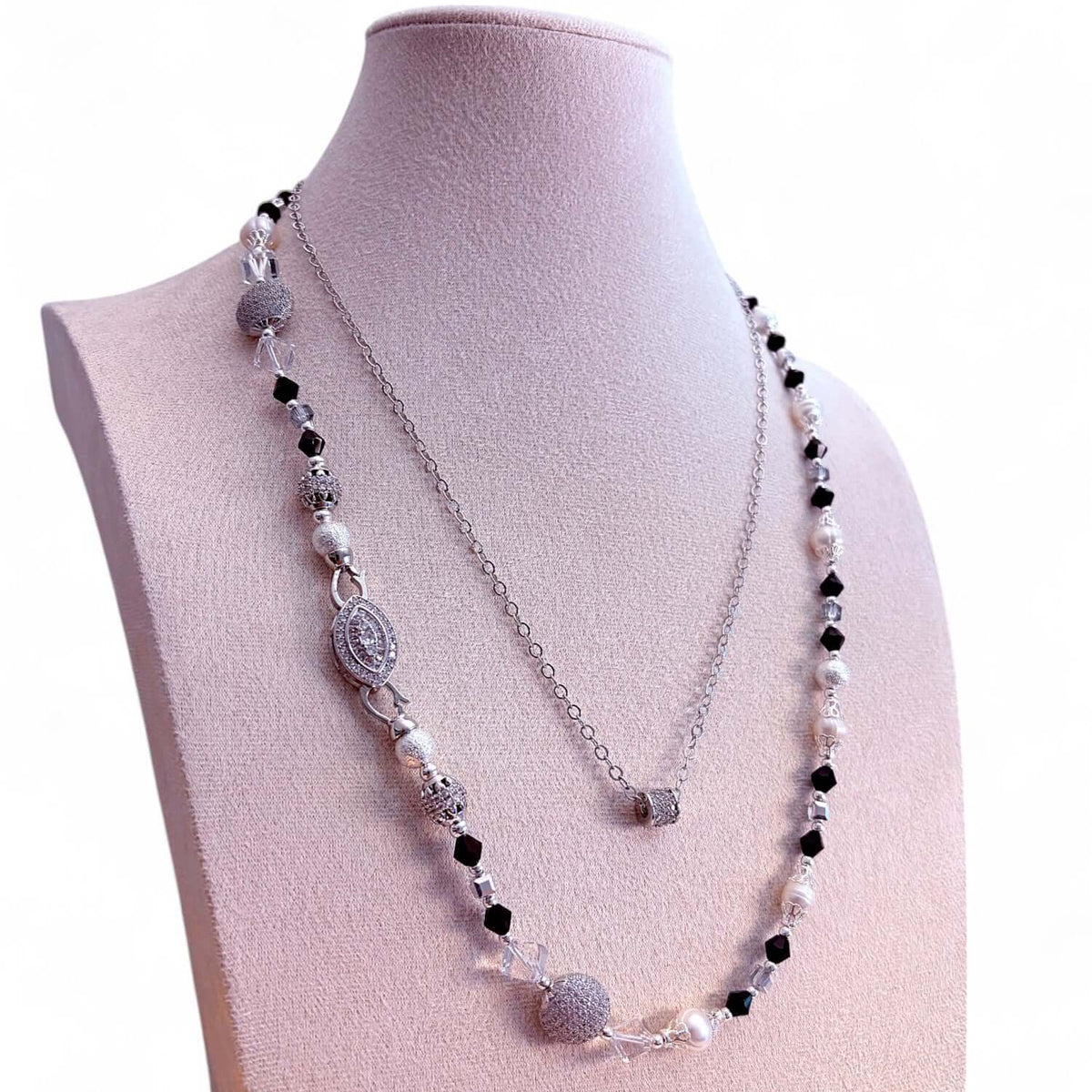 Silver Deco Necklace Set