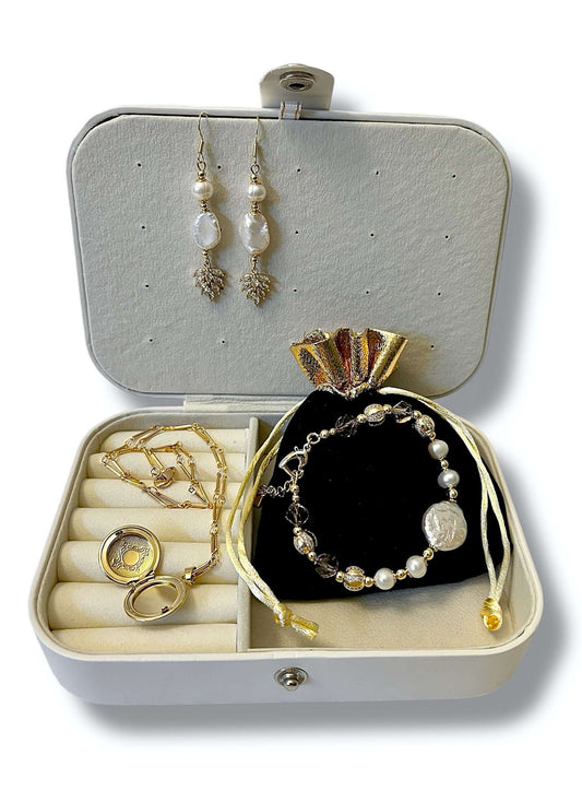Locket Love Jewellery Gift Pack