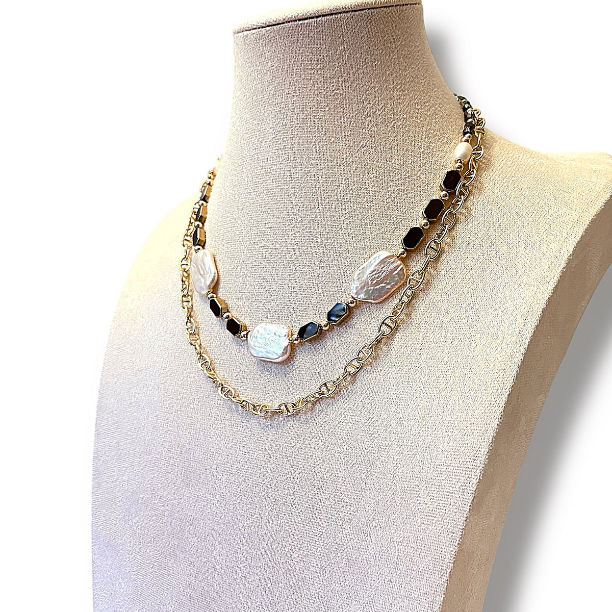 Solene Necklace