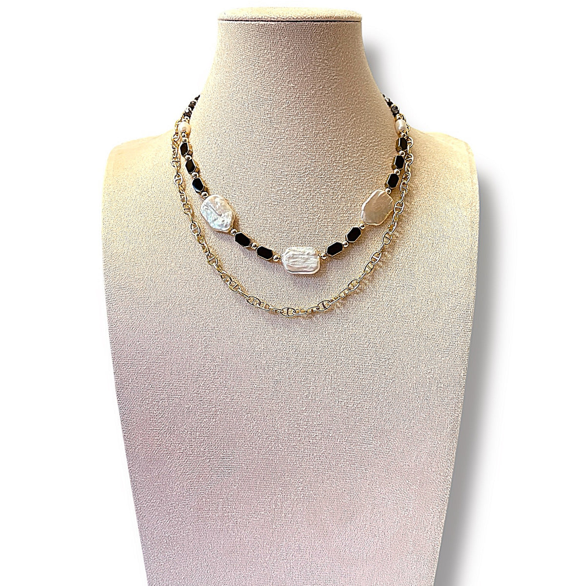 Solene Necklace