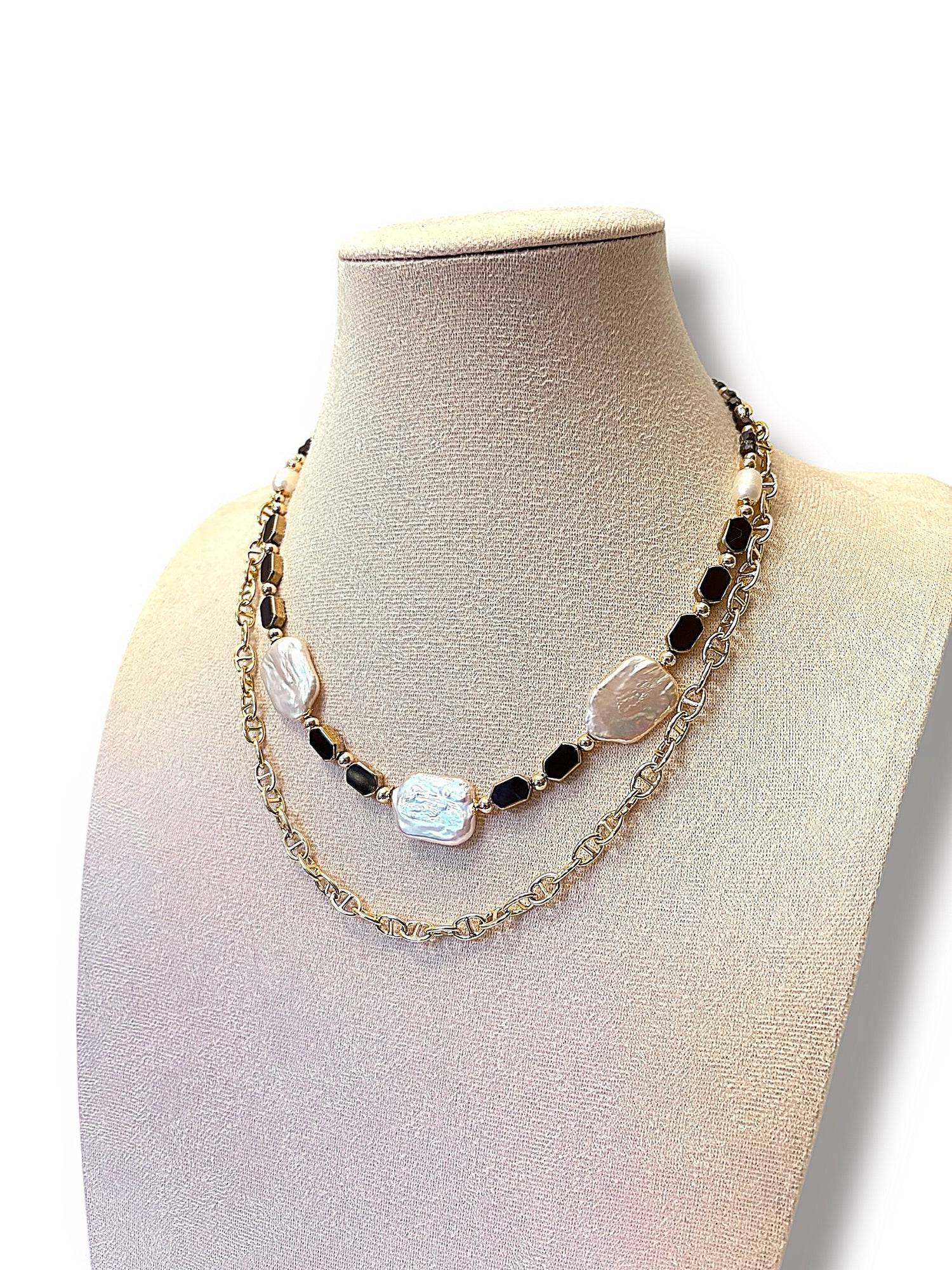 Solene Necklace