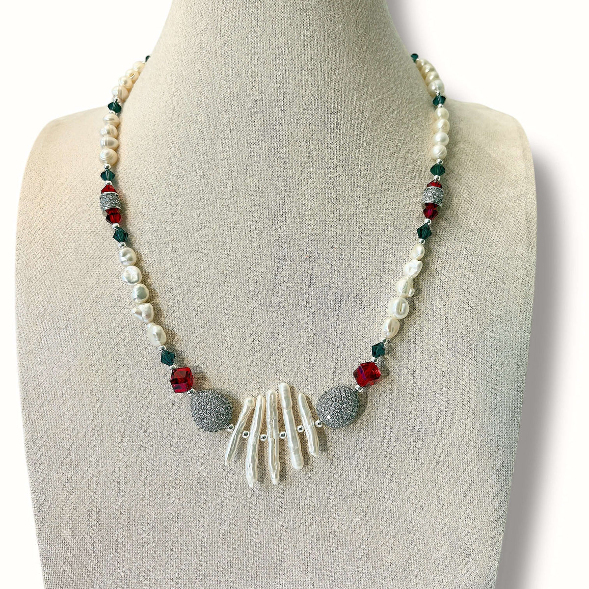 Ocean Queen Necklace