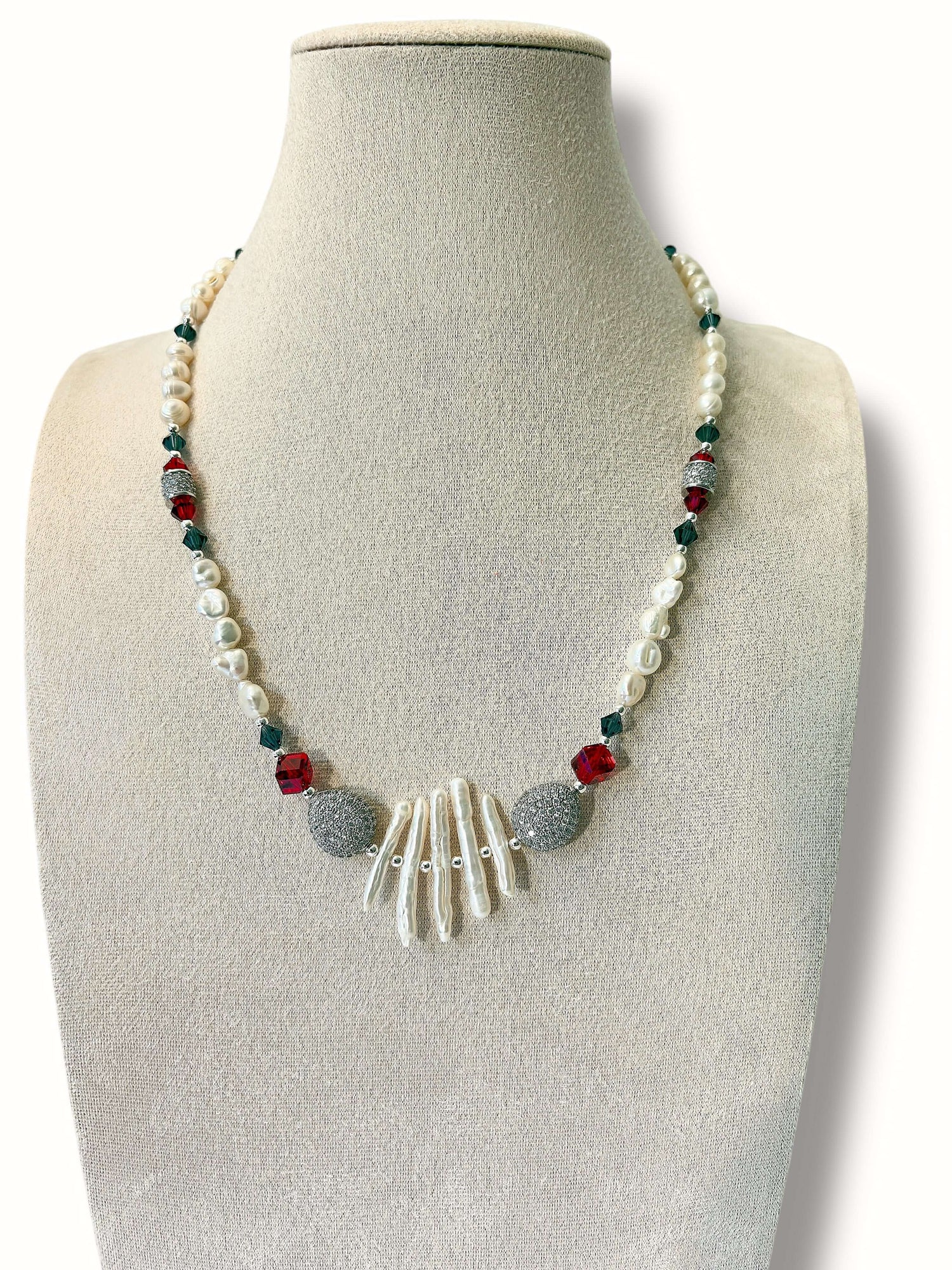 Ocean Queen Necklace
