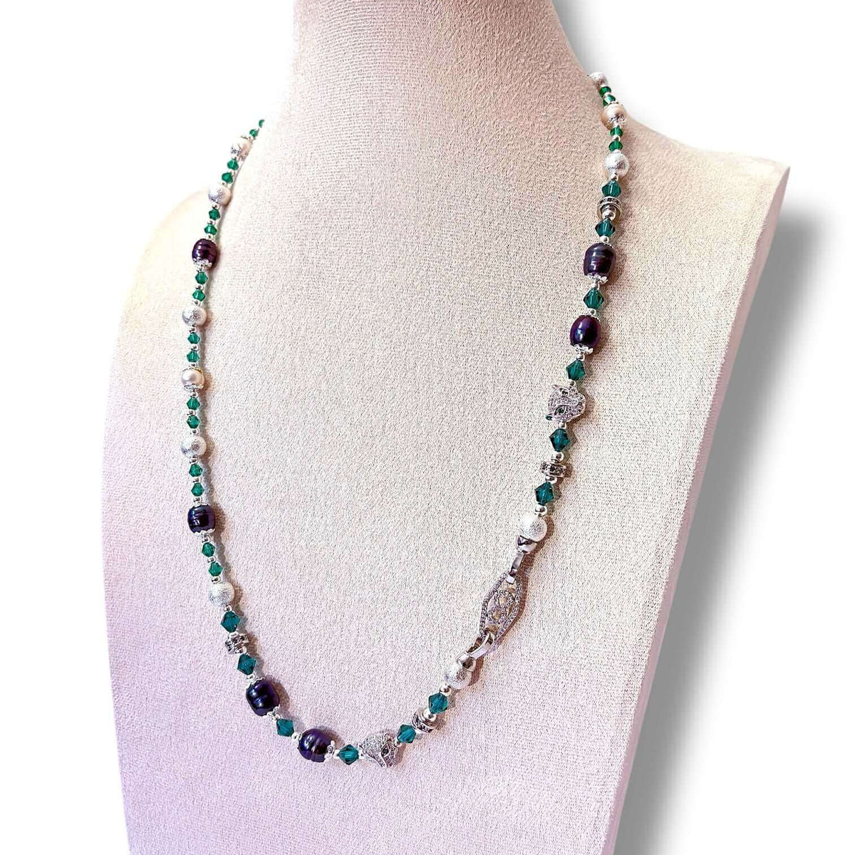 Emerald Cat Necklace
