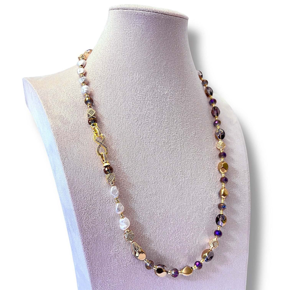 Hollywood Nights Necklace