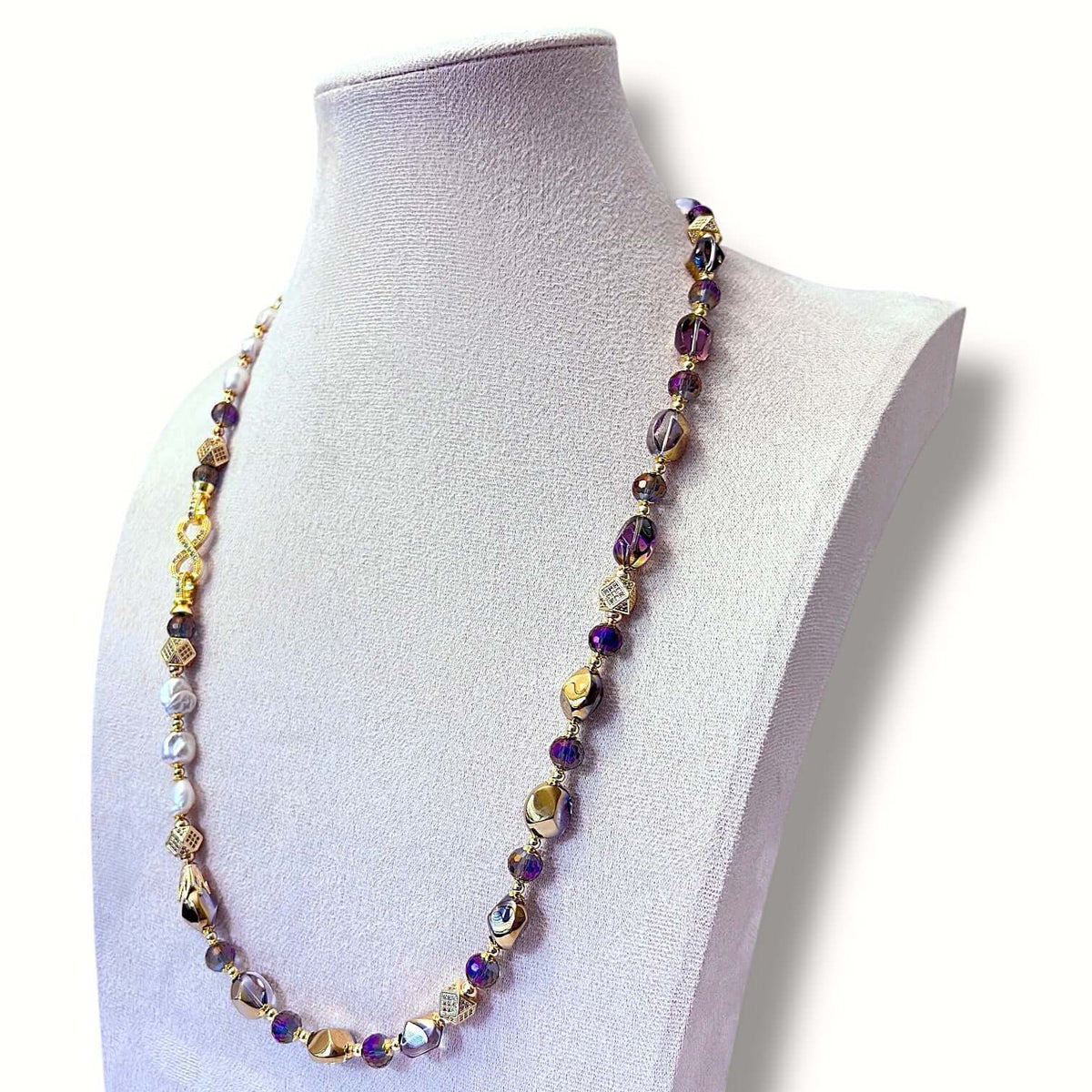 Hollywood Nights Necklace