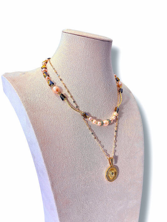 Roar Necklace Set